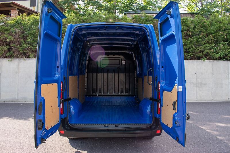 Renault Master 2.3 DCi 100kW L2H2 PO SERVISE - fotka 24 z 28