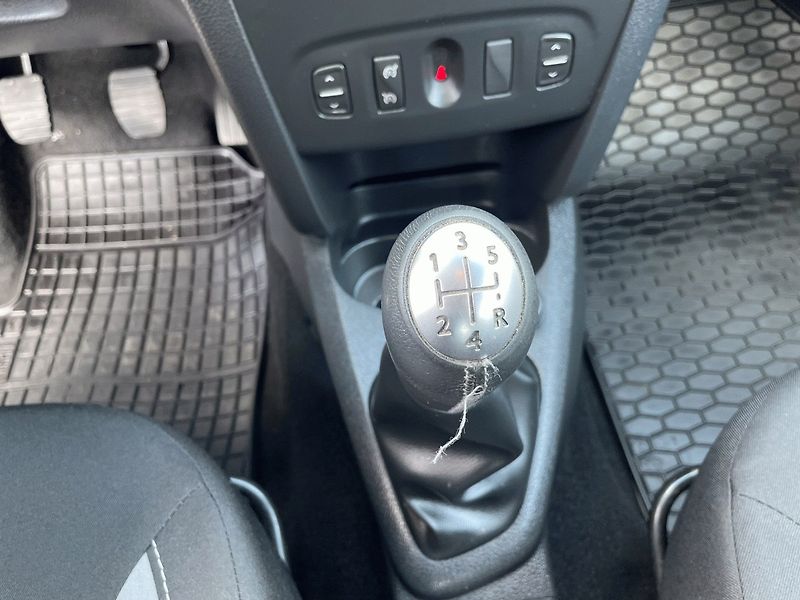 Dacia Sandero (2014) 0,9 TCe,66kW,Klima, Stepway - fotka 19 z 30