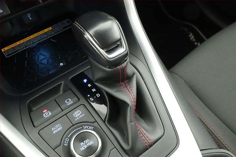 Toyota RAV4 (2021) 2.5 Plug-in - fotka 10 z 27