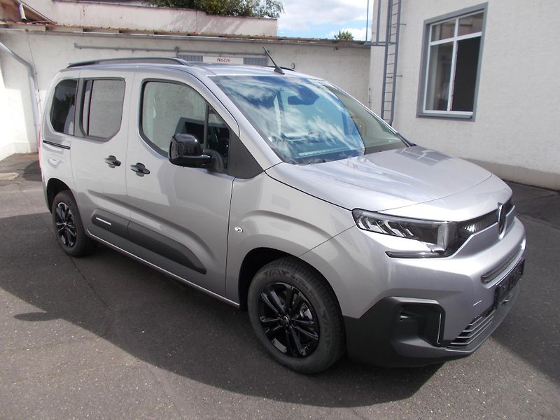 Citroën Berlingo (2026) PLUS Petrol 110k Manual - fotka 3 z 16