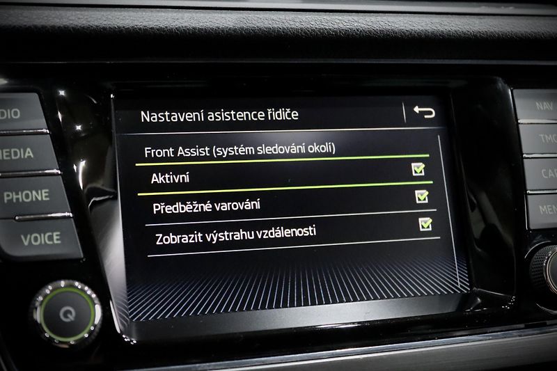 Škoda Fabia 3 1.0 TSI 81 kW - fotka 29 z 35