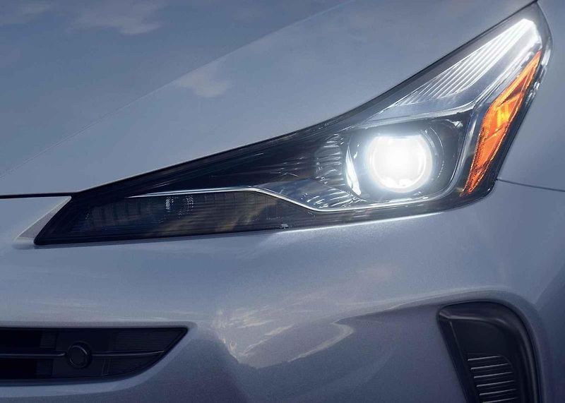 Toyota Prius AWD-e