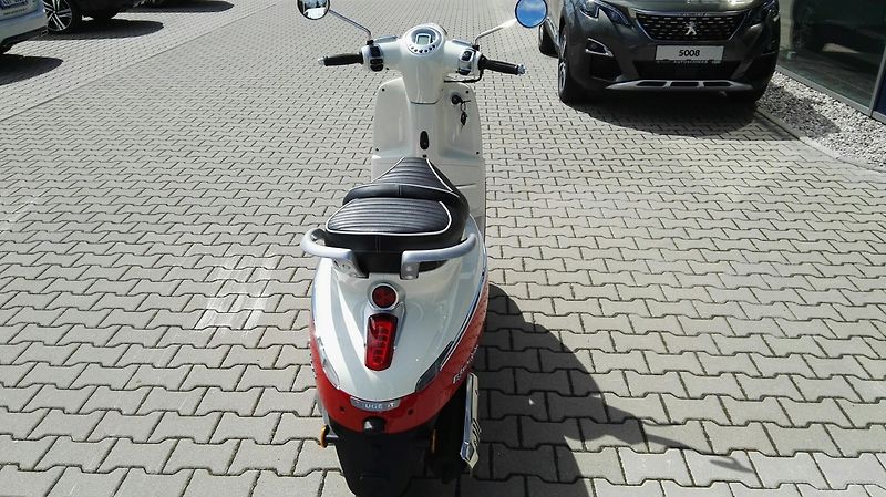 Peugeot Django 125 (2026) - fotka 4 z 11