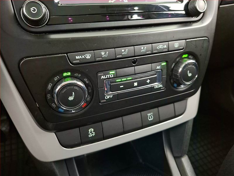 Škoda Yeti (2013) Style 2.0 TDI, 4X4, Navi - fotka 15 z 17
