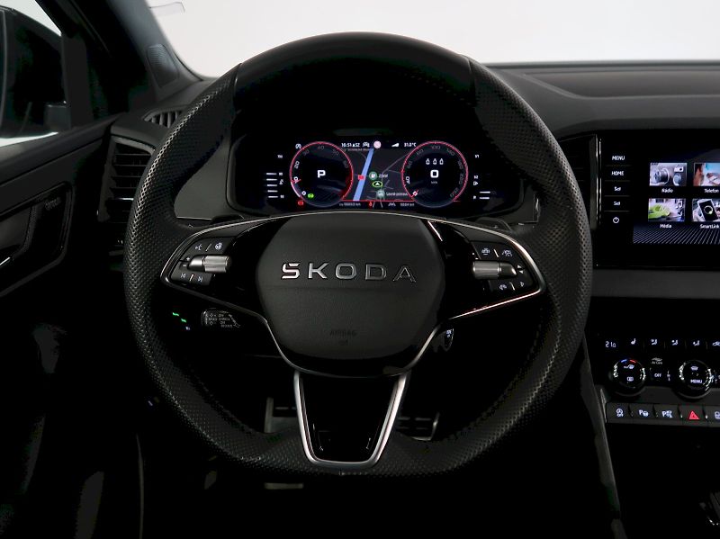 Škoda Karoq (2026) SPORTLINE 1.5TSI 110KW DSG - fotka 16 z 43