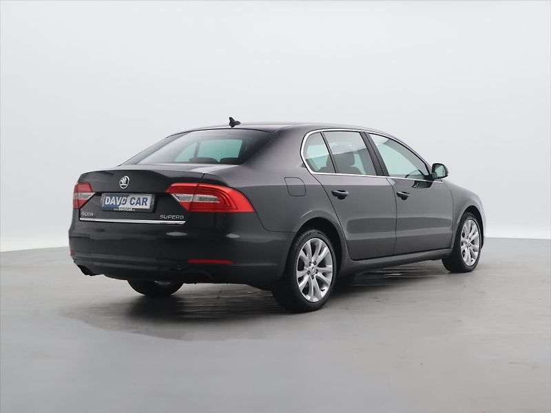 Škoda Superb 1,4 TSI 92kW Ambition CZ DPH - fotka 7 z 32