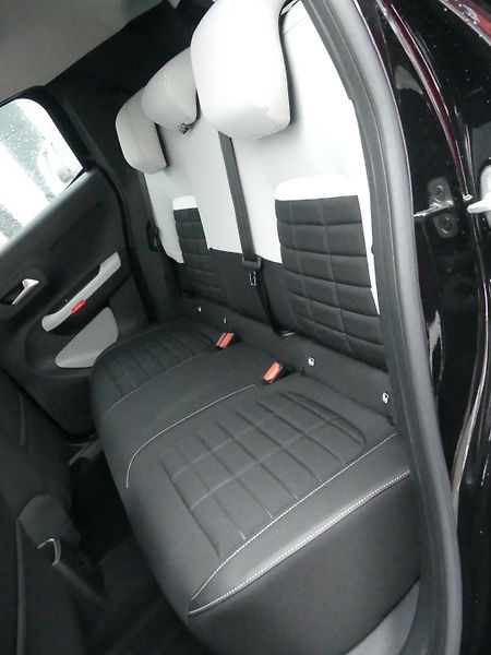 Citroën C3 (2026) MAX Turbo 100k Manual - fotka 10 z 21