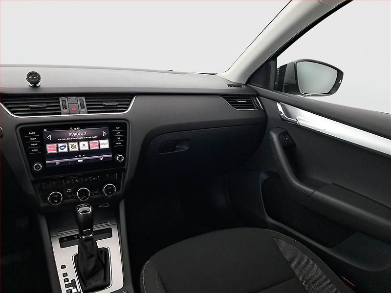 Škoda Octavia (2018) Ambition Plus 1.6 TDI, Automat - fotka 8 z 19
