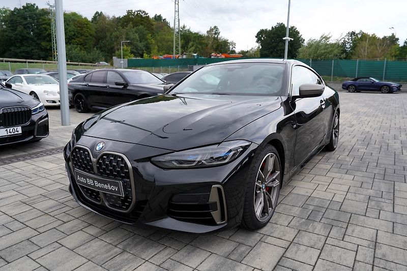 BMW Řada 4 M440i xDrive/Mpaket/375 PS/Las - fotka 2 z 46