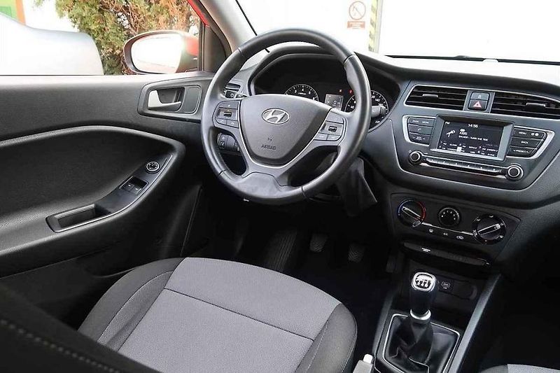 Hyundai i20 1.2i Smart Climate.