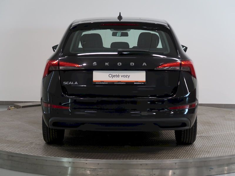 Škoda Scala (2019) ACTIVE 1.0TSI 70KW - fotka 9 z 31