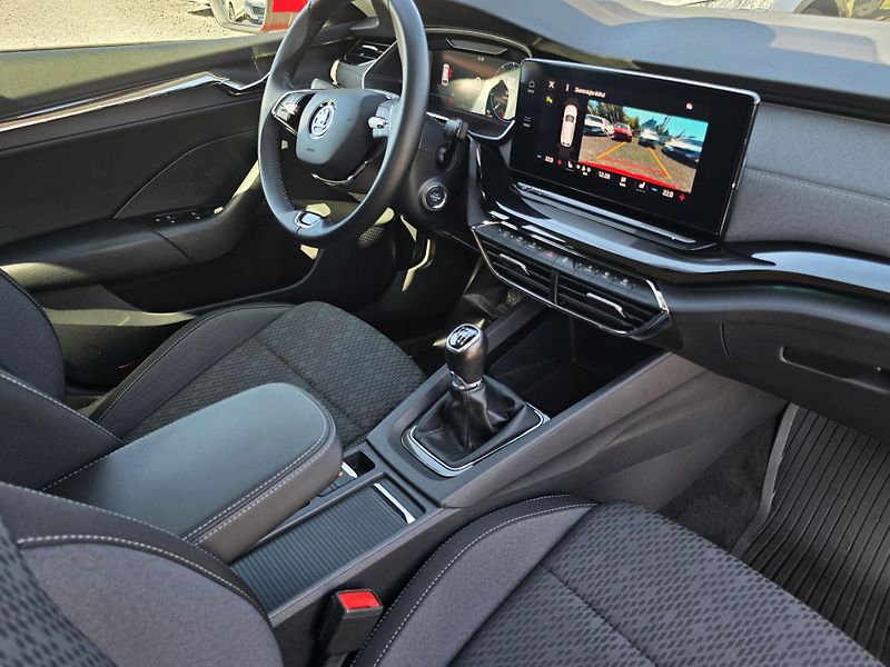 Škoda Octavia 2.0TDI 110KW STYLE+ NEHAVAR ČR - fotka 22 z 39