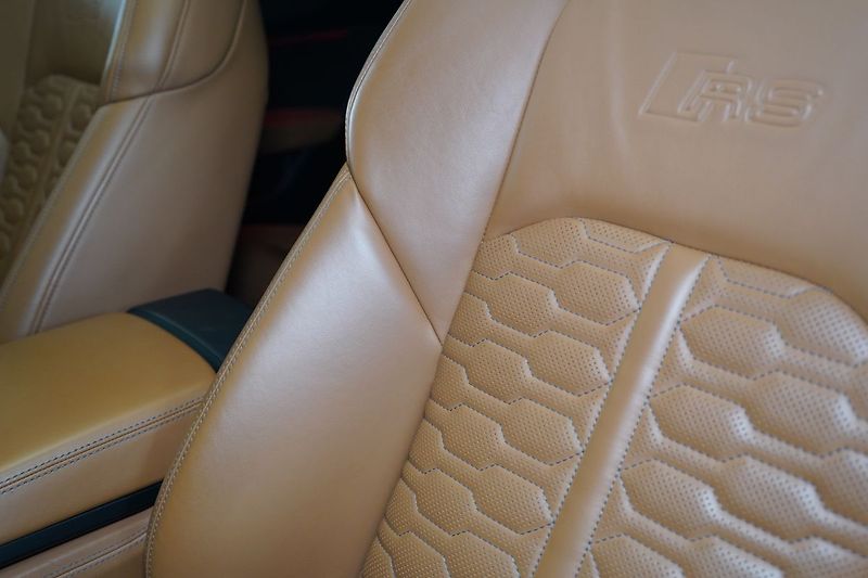 Audi RS 7 Carbon, B&O, Matrix, Ventilace - fotka 20 z 50