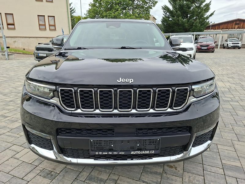 Jeep Grand Cherokee (2021) 3,6L V6 4x4 LIMITED, 6 míst - fotka 2 z 46