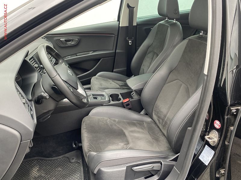 Seat Leon (2020) 2.0 TDi, Xcellence, DSG, LED - fotka 9 z 20