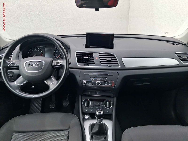 Audi Q3 (2017) 1.4 TFSi, Bixen, navi - fotka 8 z 18