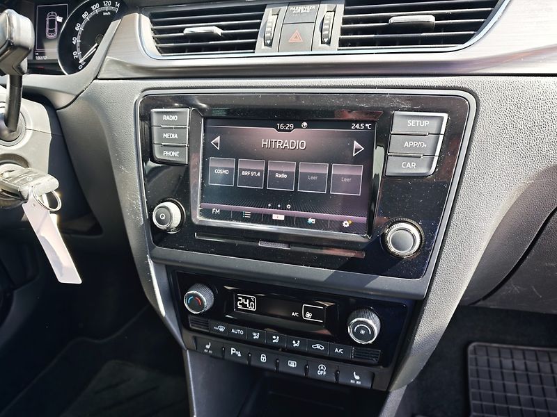 Škoda Rapid (2018) Clever 1,0 TSI 70 Kw - fotka 16 z 22
