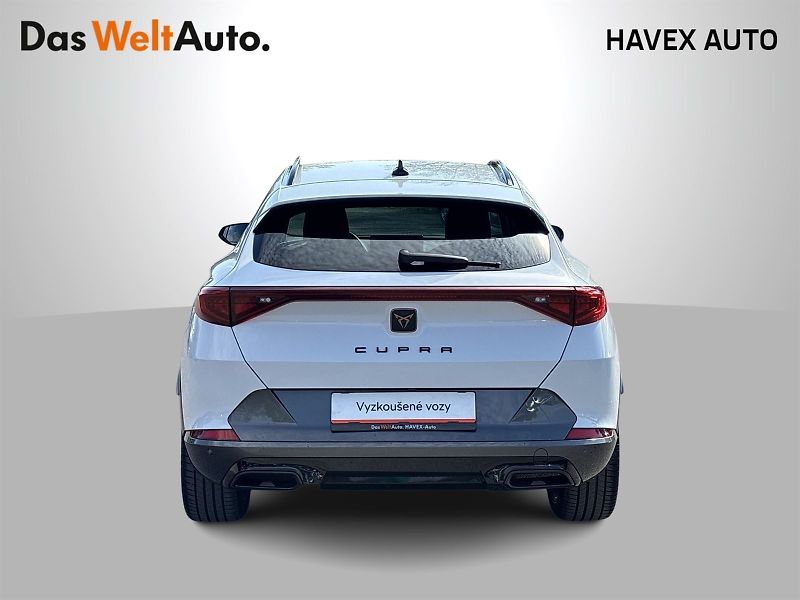 Cupra Formentor (2024) 1.5 TSI DSG - fotka 30 z 30