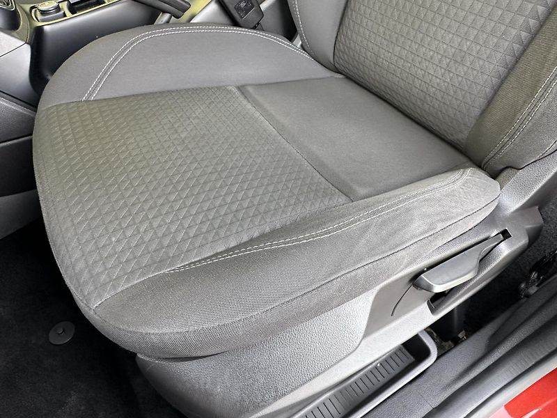 Ford Grand C-MAX (2015) 1.0/74kW * 2.Maj. * KLIMA - fotka 8 z 35