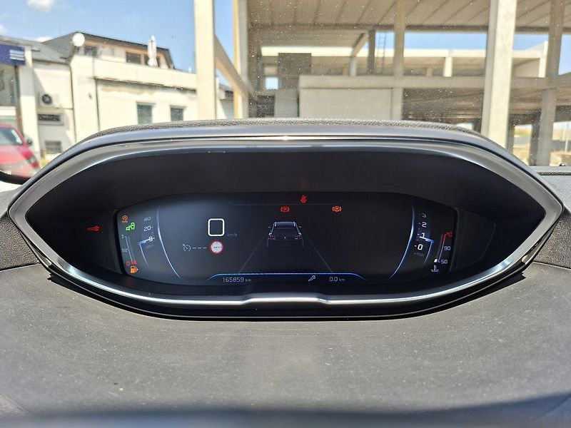 Peugeot 5008 ALLURE 1.5 BHDi 130k M6 - fotka 19 z 30