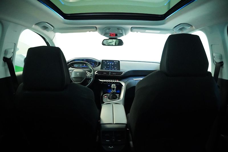 Peugeot 5008 - fotka 24 z 29