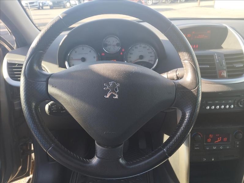 Peugeot 207 1,6 80KW MĚNĚNÝ OLEJ, DĚLANÉ R - fotka 17 z 17