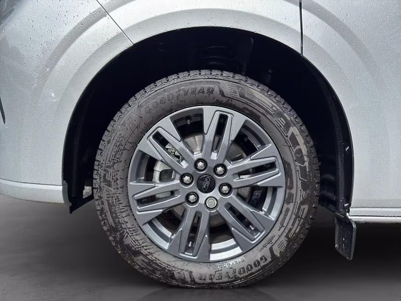 Ford Tourneo Custom Nugget Titanium 320 L1 Manual - fotka 8 z 17