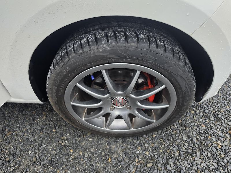 Volkswagen up! 1.0 i - fotka 6 z 11