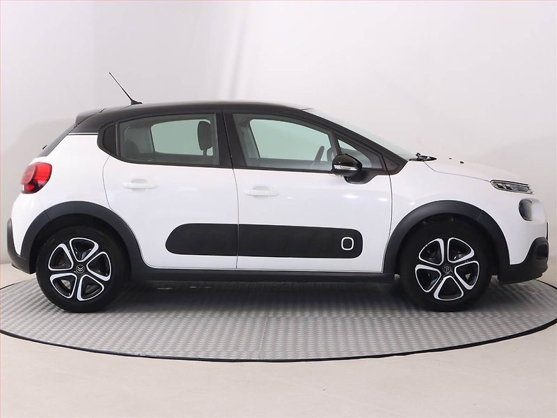 Citroën C3 (2018) 1.2 PureTech, Serv.kniha - fotka 6 z 20
