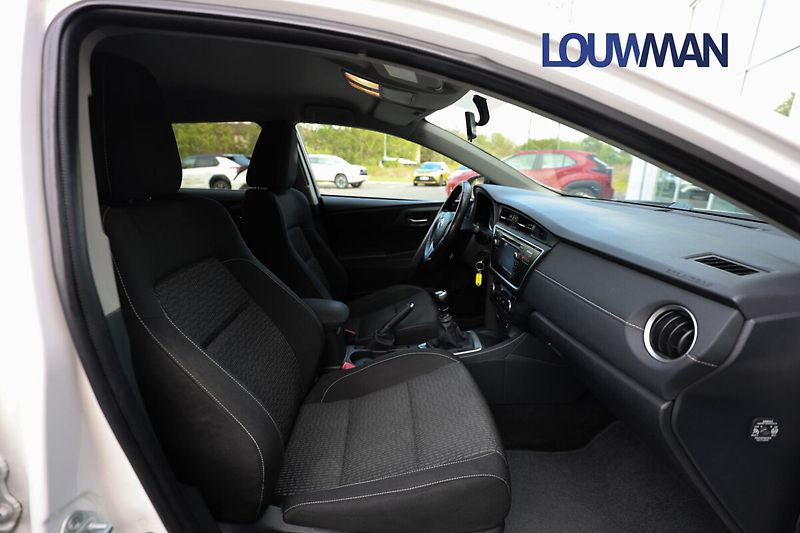 Toyota Auris ACTIVE - fotka 12 z 19
