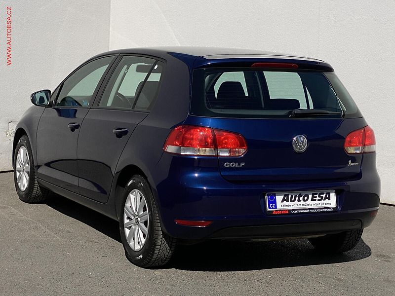 Volkswagen Golf (2011) 1.2 TSi, ČR, Trendline - fotka 6 z 16