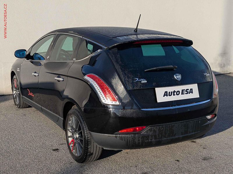 Lancia Delta (2009) 1.4T, AC, park.asist - fotka 6 z 18