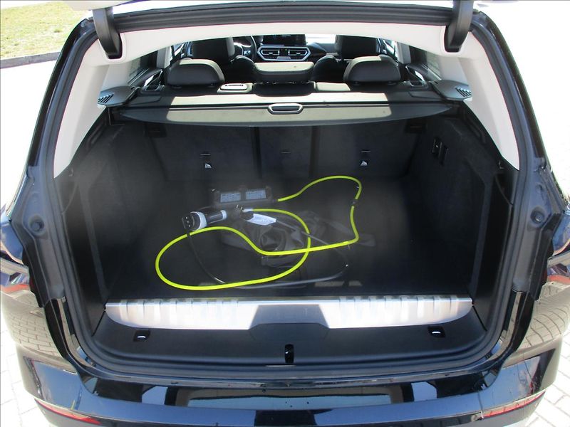 BMW X3 2,0 i xDrive 30e 215kw Hybrid - fotka 9 z 31