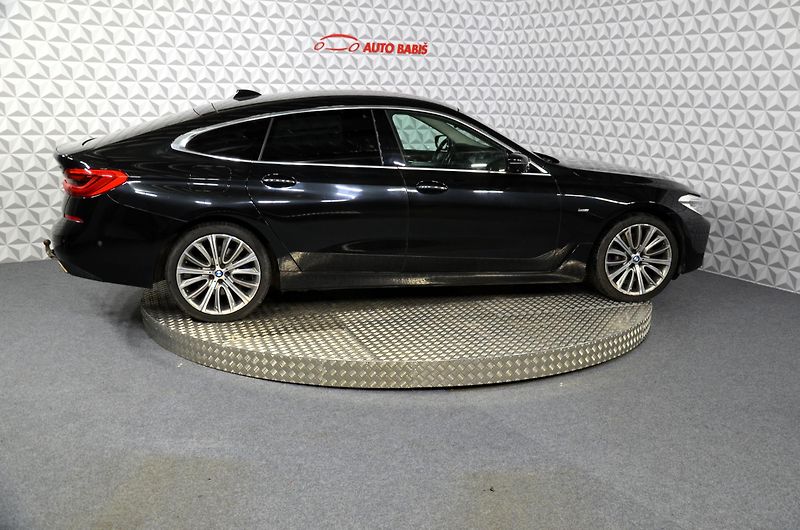 BMW Řada 6 (2018) 640d GT XDRIVE Luxury - fotka 4 z 28