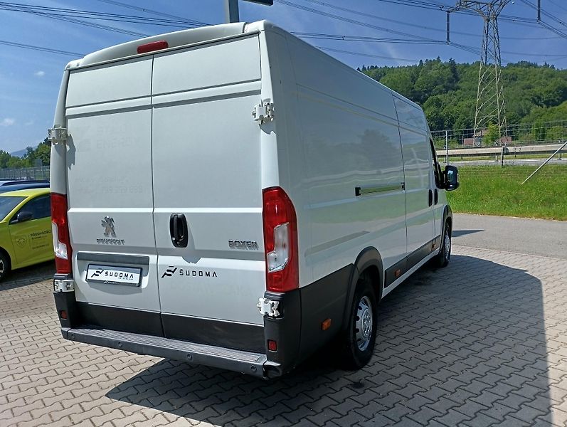 Peugeot Boxer (2020) 4350 L4H2 2.2HDi 140k MAN6 - fotka 7 z 18