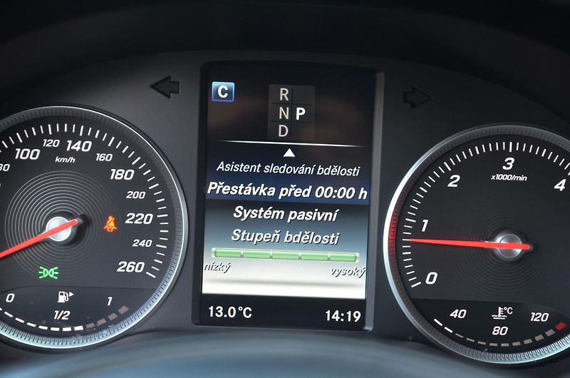 Mercedes-Benz Třídy C (2017) C 200d // REZERVOVÁNO // - fotka 31 z 37
