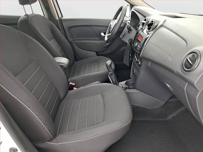 Dacia Logan (2020) 1.0 SCe, ČR,1.maj - fotka 9 z 14