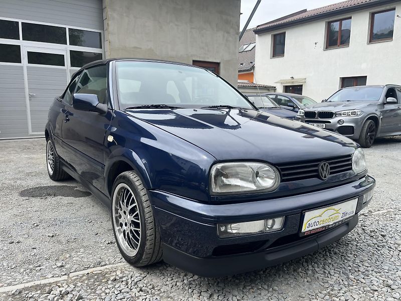 Volkswagen Golf (1996) 1,6 i 74 Kw CABRIO - fotografie inzerátu
