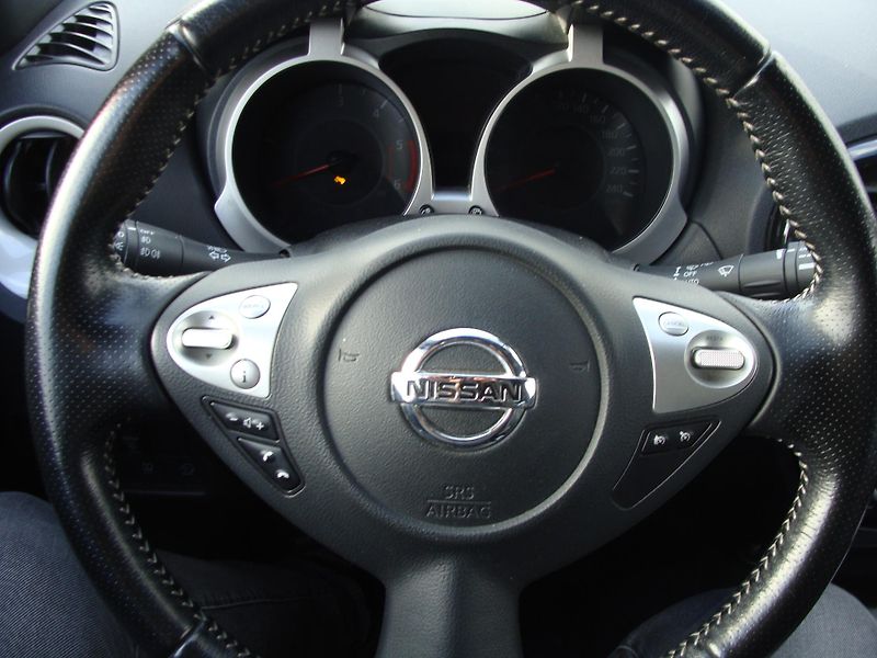 Nissan Juke 1.5 DCi, 81 kW, klimatizace,  - fotka 15 z 26