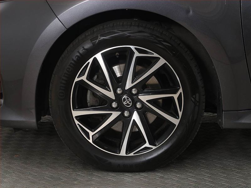 Toyota Yaris (2023) 1.5 VVT-i Hybrid, Automat - fotka 15 z 18