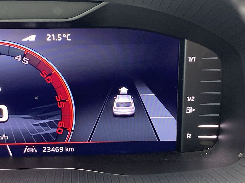 Škoda Karoq (2025) 2.0 TDI 4x4 DSG Sportline - fotka 8 z 39