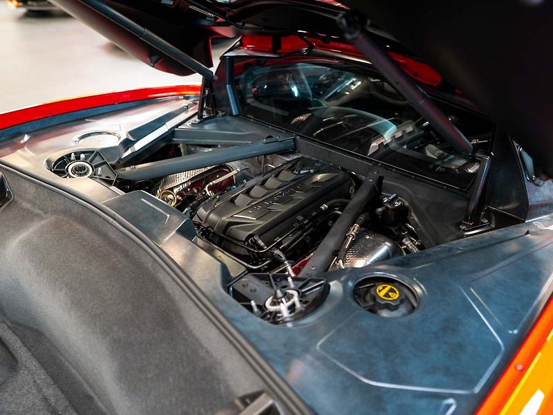 Chevrolet Corvette (2024) 6.2 Stingray C8 3LT Z51 - fotka 7 z 40