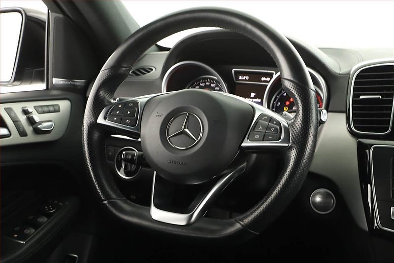 Mercedes-Benz GLE (2016) AMG line 450 4MATIC - fotka 8 z 18