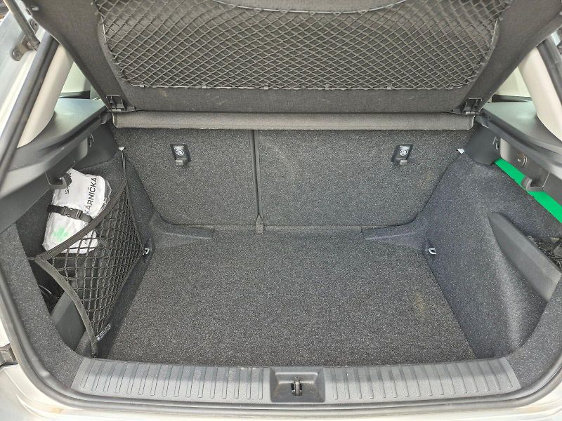 Škoda Kamiq (2025) Selection 1.0 TSI 85kW - fotka 25 z 27