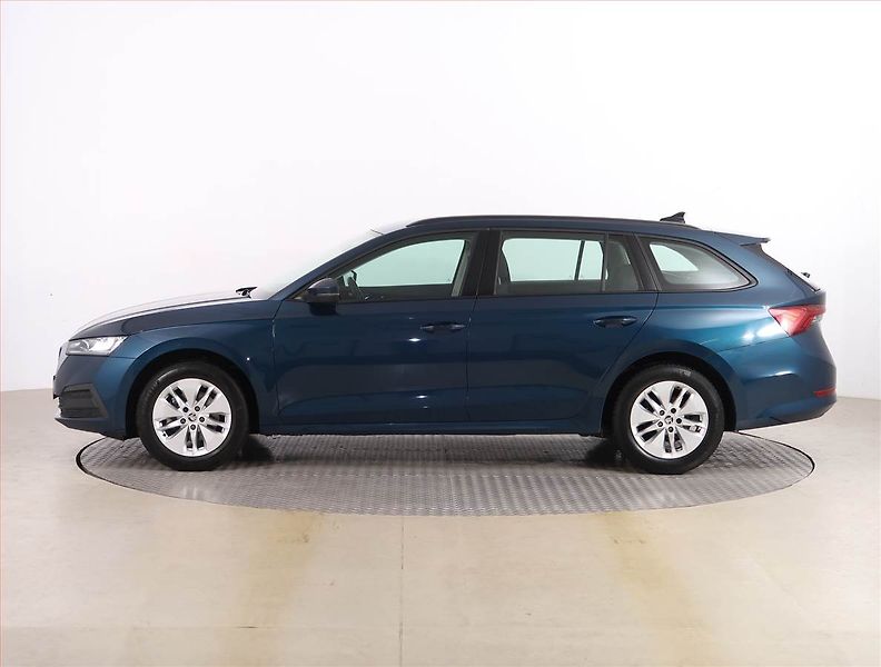 Škoda Octavia (2022) 2.0 TDI, Automat, Navi - fotka 3 z 22
