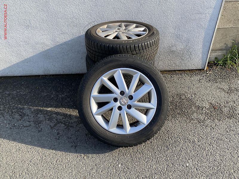 Seat Ibiza (2014) 1.2 TSi, Style, bixen, STK4 - fotka 20 z 20