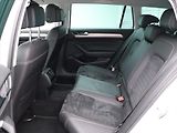 Volkswagen Passat 2,0 TDI 140kW CZ R-line DPH - náhled 13