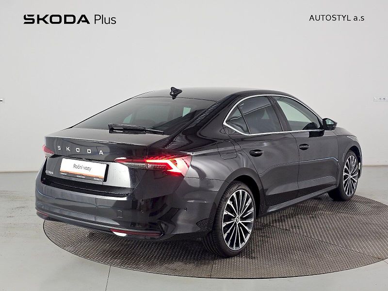 Škoda Octavia (2025) 2.0TDi 110kW DSG Exclusive Sel - fotka 2 z 30
