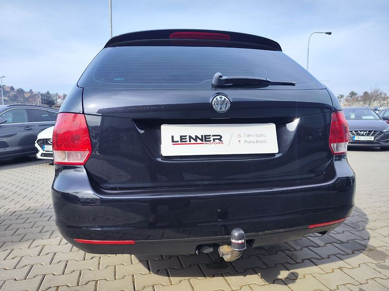 Volkswagen Golf 1.9 TDI/77kW DSG - fotka 10 z 24