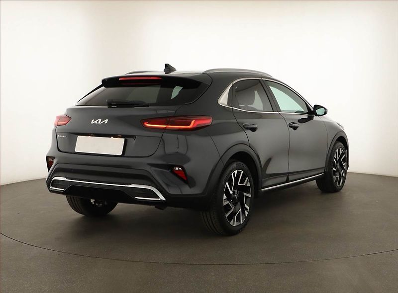 Kia XCeed (2025) 1.5 T-GDI, Top, Navigace - fotka 5 z 20